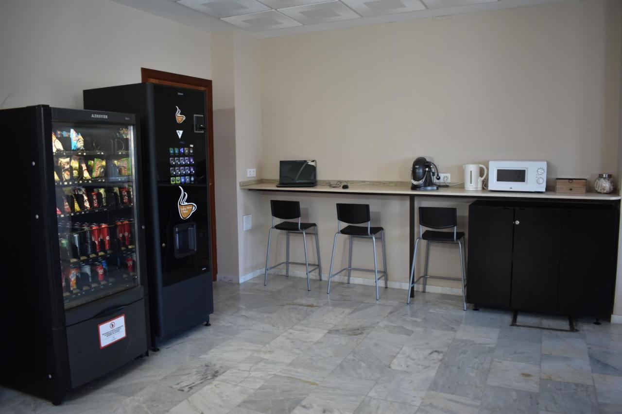 Hostal Alamare Sewilla Zewnętrze zdjęcie