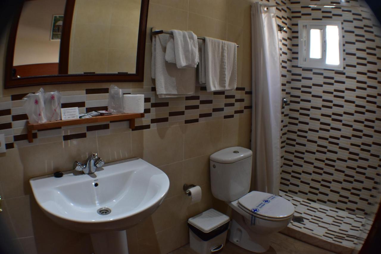 Hostal Alamare Sewilla Zewnętrze zdjęcie