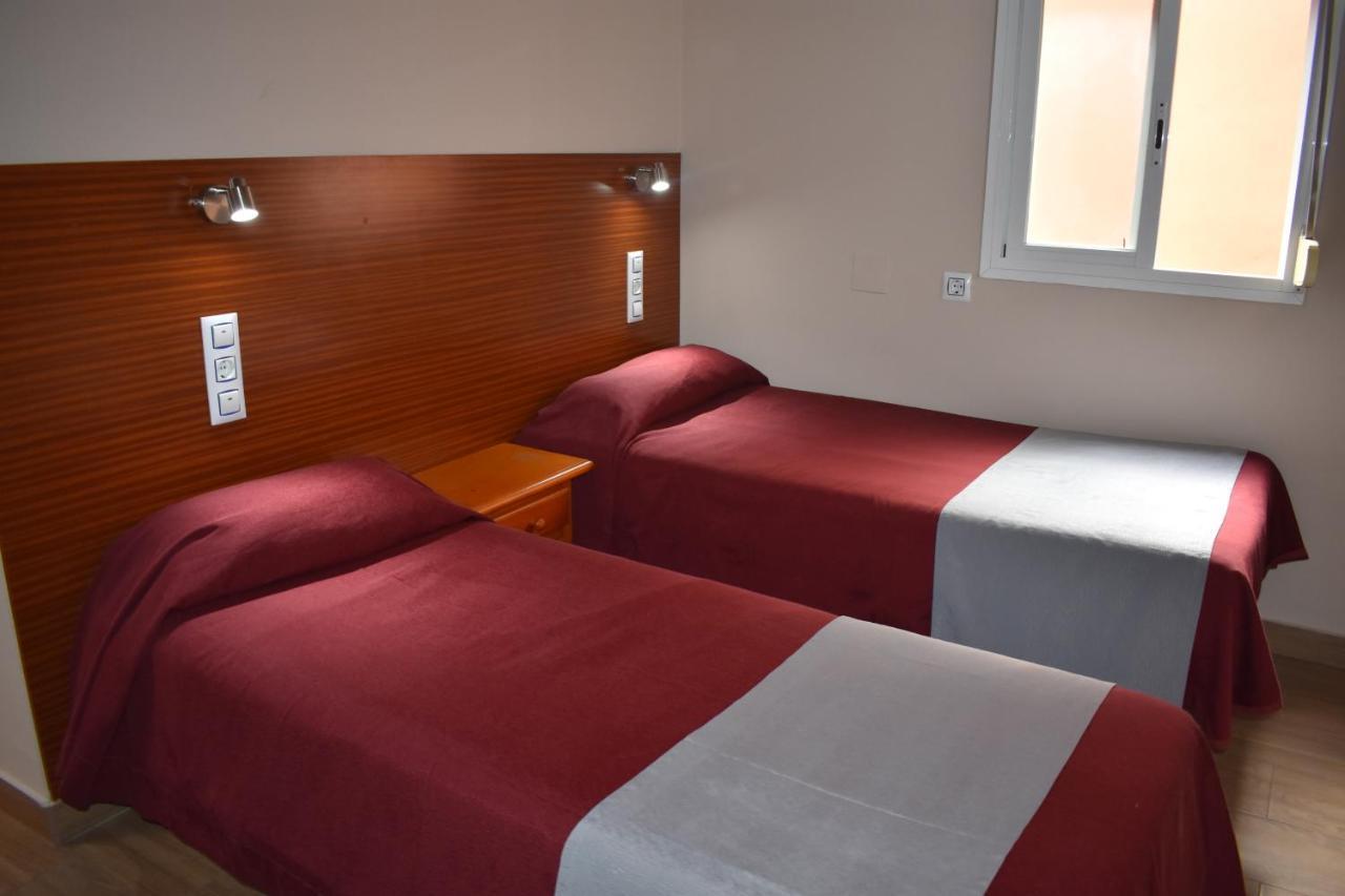Hostal Alamare Sewilla Zewnętrze zdjęcie