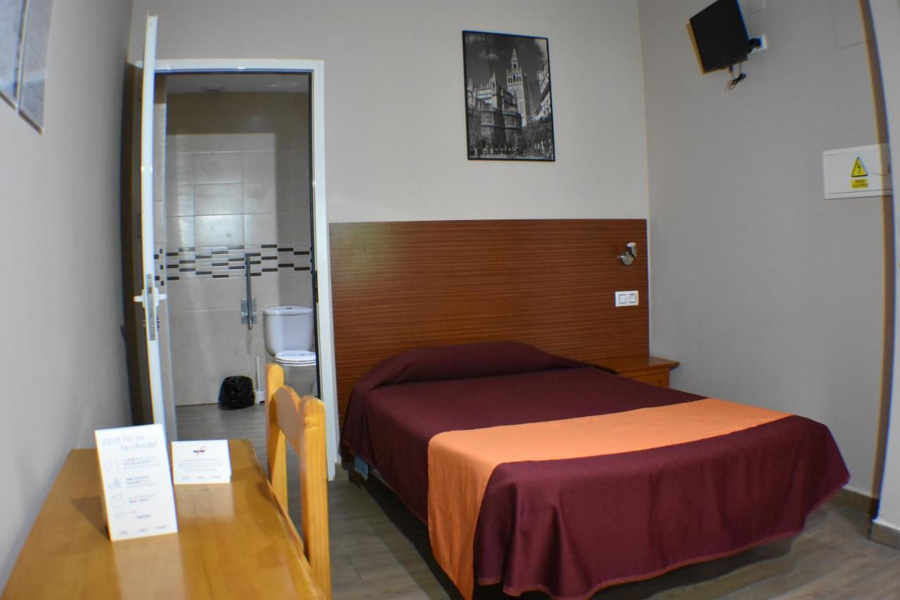Hostal Alamare Sewilla Zewnętrze zdjęcie